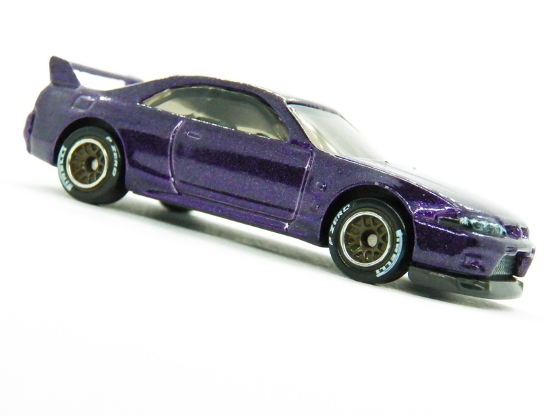 Illustration for article titled Skyline Wheelswap Hotwheels GT-R R33